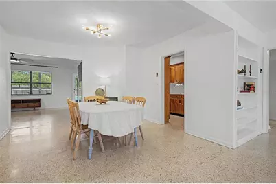 10246 N Valle Drive, Tampa, FL 33612 - Photo 13