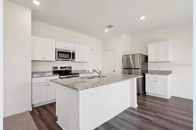 11199 Arnold Loop, San Antonio, FL 33576 - Photo 5