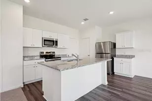 11199 Arnold Loop, San Antonio, FL 33576 - Photo 5