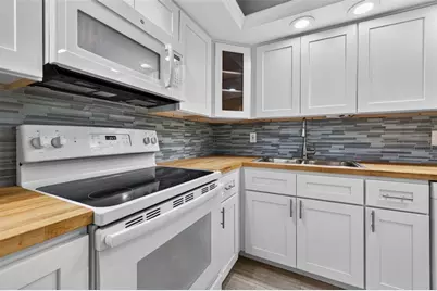 1625 58th Terrace S #1, Saint Petersburg, FL 33712 - Photo 7