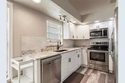 9823 Sir Frederick Street, Tampa, FL 33637 - Photo 9
