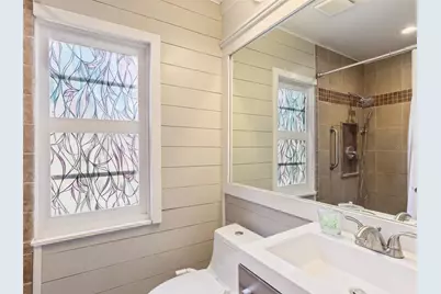 9823 Sir Frederick Street, Tampa, FL 33637 - Photo 29