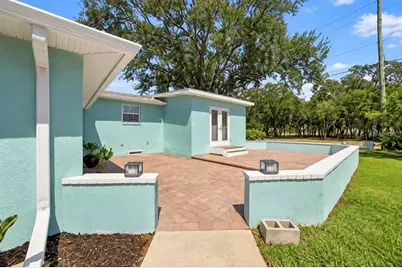 3022 1st Street N, Saint Petersburg, FL 33704 - Photo 7