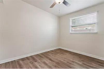 8975 69th Street N, Pinellas Park, FL 33782 - Photo 19