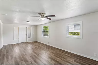 8975 69th Street N, Pinellas Park, FL 33782 - Photo 5