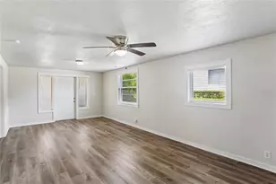 8975 69th St N, Pinellas Park, FL 33782 - Photo 5