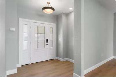 7989 Causeway Boulevard N, Saint Petersburg, FL 33707 - Photo 7