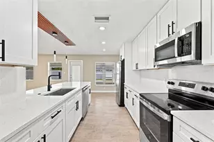 509 Clemons Rd, Brandon, FL 33510 - Photo 3