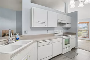 8010 Ashley Pointe Dr, Lakeland, FL 33810 - Photo 15