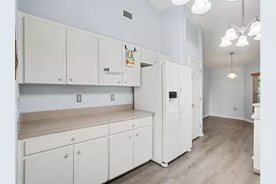 8010 Ashley Pointe Drive, Lakeland, FL 33810 - Photo 13