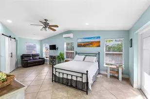 2287 Carolyn Dr, Dunedin, FL 34698 - Photo 13