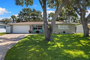2287 Carolyn Dr, Dunedin, FL 34698 - Photo 31