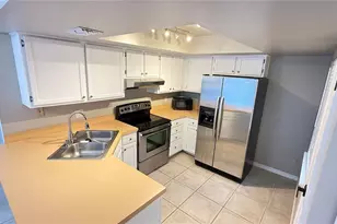 5333 Renoir Dr, Orlando, FL 32818 - Photo 5