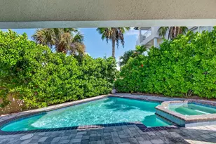 6900 Bochi Cir, Sarasota, FL 34242 - Photo 31
