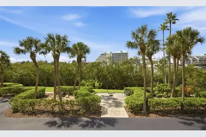 11730 Shipwatch Drive #207, Largo, FL 33774 - Photo 17