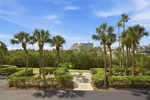 11730 Shipwatch Dr, Largo, FL 33774 - Photo 17