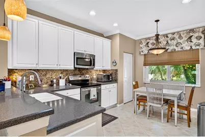 16143 Amethyst Key Dr., Wimauma, FL 33598 - Photo 11