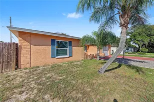 7501 Foxbloom Dr, Port Richey, FL 34668 - Photo 39