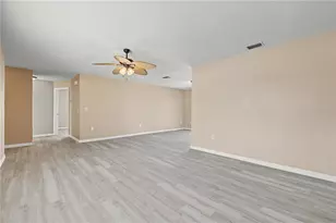 7501 Foxbloom Dr, Port Richey, FL 34668 - Photo 13