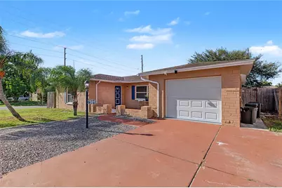 7501 Foxbloom Drive, Port Richey, FL 34668 - Photo 3