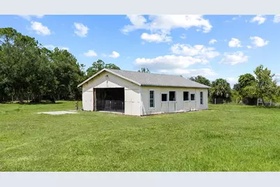 1070 Bel Air Star Parkway, Sarasota, FL 34240 - Photo 71