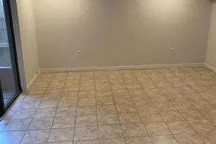 12414 N 58th St, Tampa, FL 33617 - Photo 5