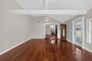 11005 N 27th St, Tampa, FL 33612 - Photo 25