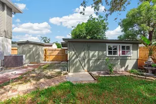 11005 N 27th St, Tampa, FL 33612 - Photo 63