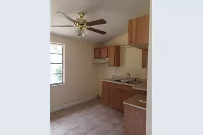 615 North Avenue, Tarpon Springs, FL 34689 - Photo 3