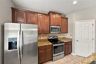 30805 Satinleaf Run, Brooksville, FL 34602 - Photo 17