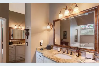 3701 Prairie Dunes Drive, Sarasota, FL 34238 - Photo 9