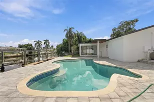 8725 Thornwood Ln, Tampa, FL 33615 - Photo 65