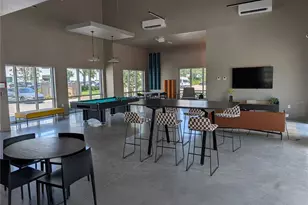 2051 Gandy Blvd N, Saint Petersburg, FL 33702 - Photo 9