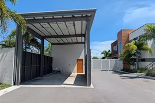2051 Gandy Blvd N, Saint Petersburg, FL 33702 - Photo 15