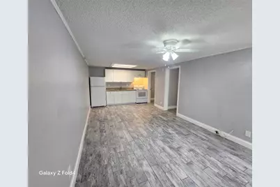 1400 Strawberry Place #34, Plant City, FL 33563 - Photo 3