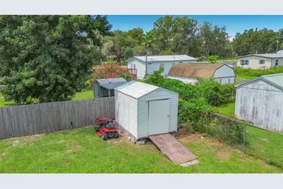 19884 SE 110th Court, Inglis, FL 34449 - Photo 33