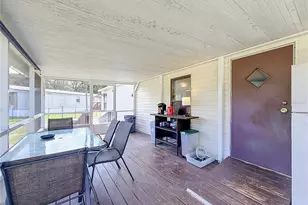 19884 SE 110th Ct, Inglis, FL 34449 - Photo 5