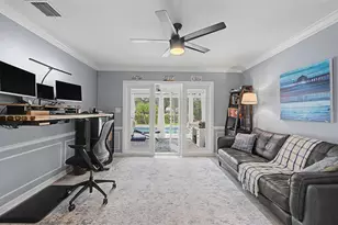3909 Northampton Way, Tampa, FL 33618 - Photo 19