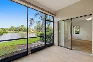 2687 Sabal Springs Cir, Clearwater, FL 33761 - Photo 23