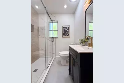 746 38th Avenue S, Saint Petersburg, FL 33705 - Photo 23