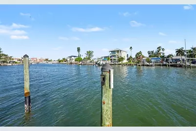 515 129th Avenue E, Madeira Beach, FL 33708 - Photo 27