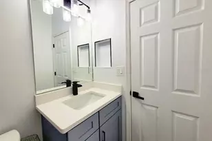2616 E Cayuga St, Tampa, FL 33610 - Photo 15