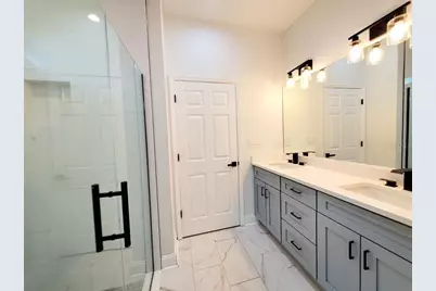 2616 E Cayuga Street, Tampa, FL 33610 - Photo 11