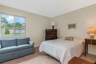 2452 Laurelwood Dr, Clearwater, FL 33763 - Photo 19