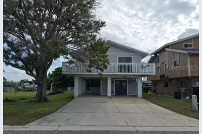 17603 1st Street E, Saint Petersburg, FL 33708 - Photo 1