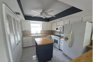 17603 1st St E, Saint Petersburg, FL 33708 - Photo 13
