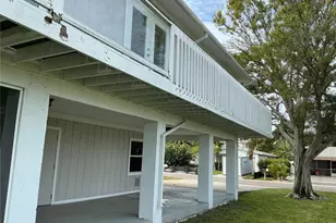 17603 1st St E, Saint Petersburg, FL 33708 - Photo 5