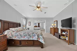 10054 Collingwood Ave, Dade City, FL 33525 - Photo 17