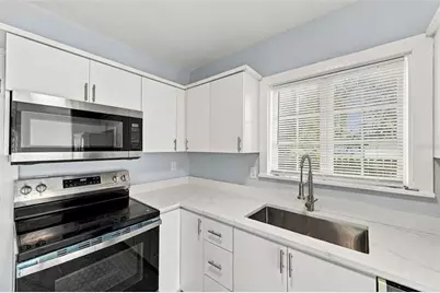 3939 45th Avenue N, Saint Petersburg, FL 33714 - Photo 11