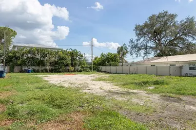 621 Hudson Avenue, Tampa, FL 33606 - Photo 5